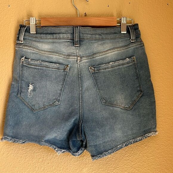Kensie Jeans The High Rise Short Cutoffs 8 - Picture 3 of 10